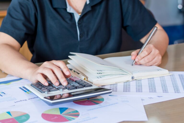 Passo a passo: como fazer gestão financeira em pequenos negócios?